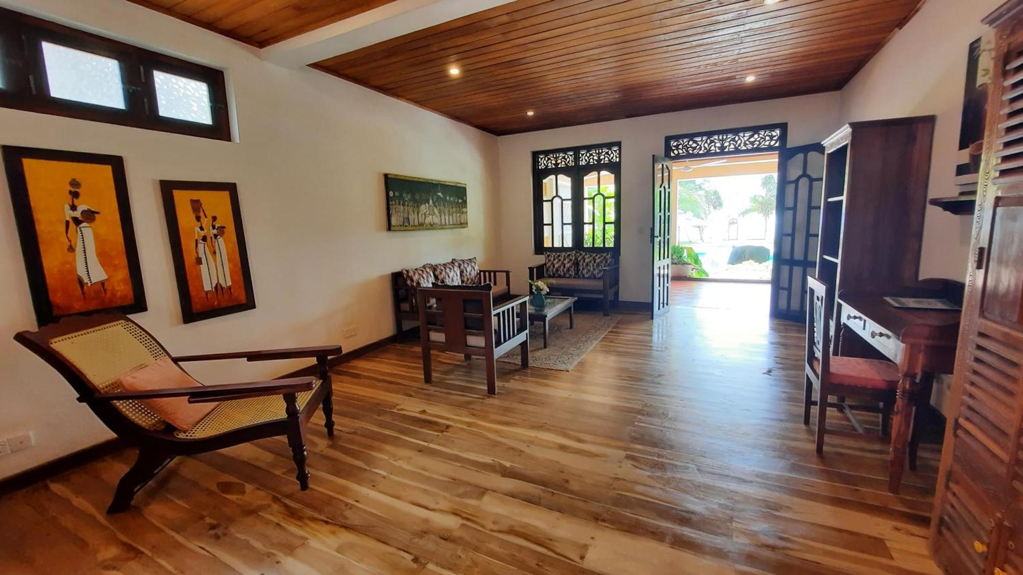 Lanka Beach Grand Villa Rekawa Exterior photo