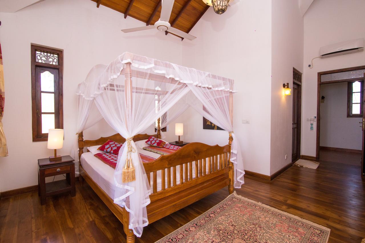 Lanka Beach Grand Villa Rekawa Exterior photo